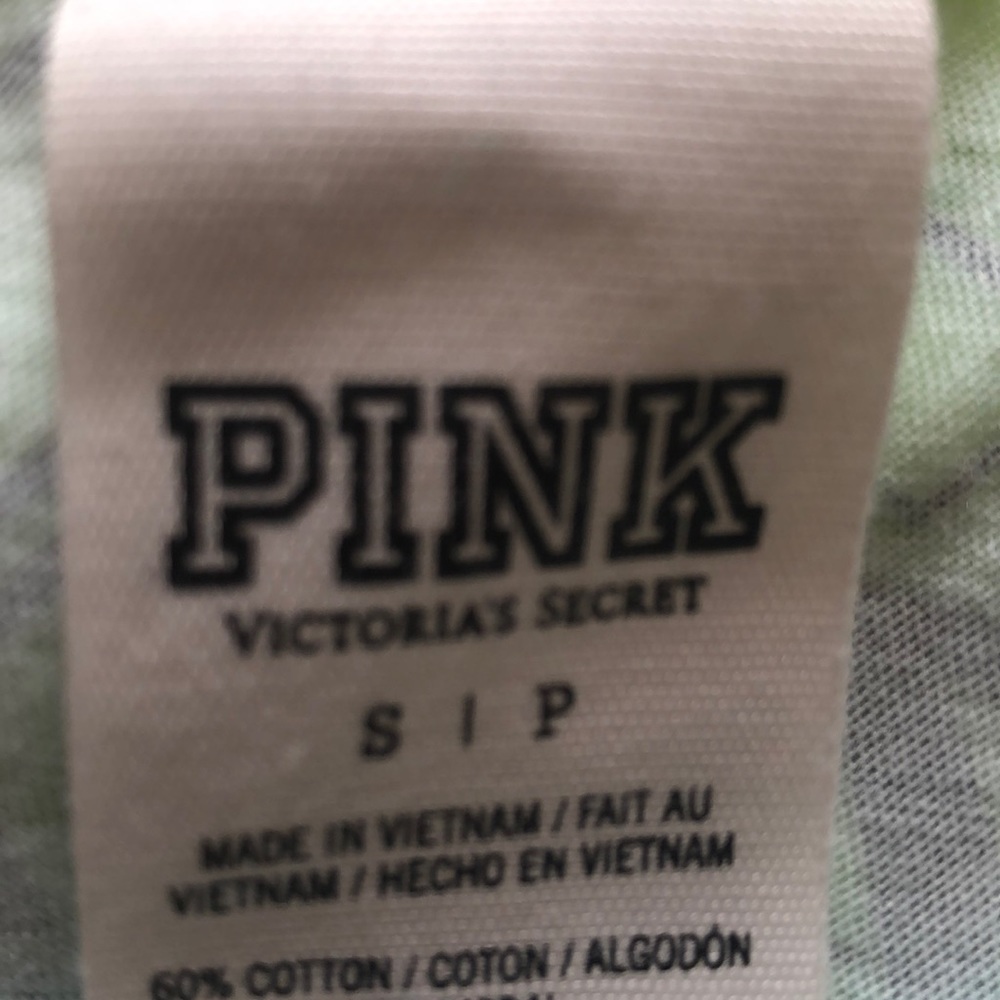 Bundle of PINK by Victoria’s Secret tank tops - Picture 6 of 7